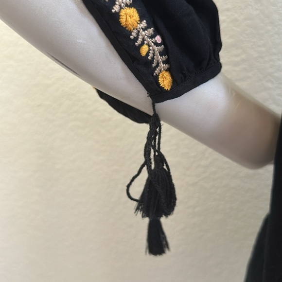 Madewell Embroidered Slit Sleeve Dress - Picture 10 of 11